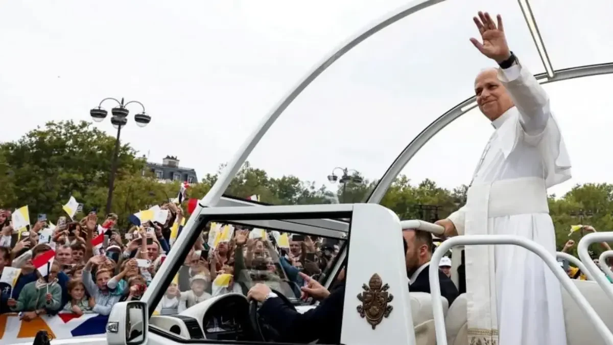 Pope Leo XIV Praises Youth Energy at Massive Paris Open-Air Mass