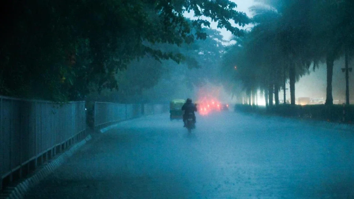 Cyclone Arnab Weakens to Depression; Andhra & Odisha Hit Hard