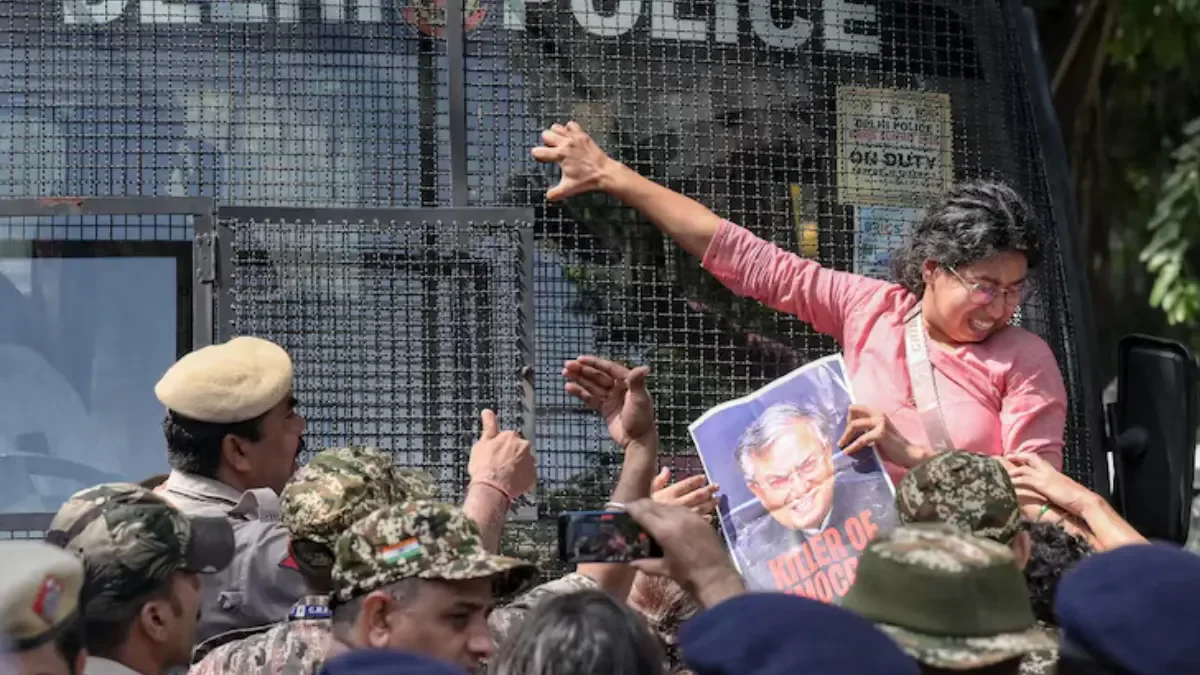 Delhi Police Detain 1,000 in Jantar Mantar Protest