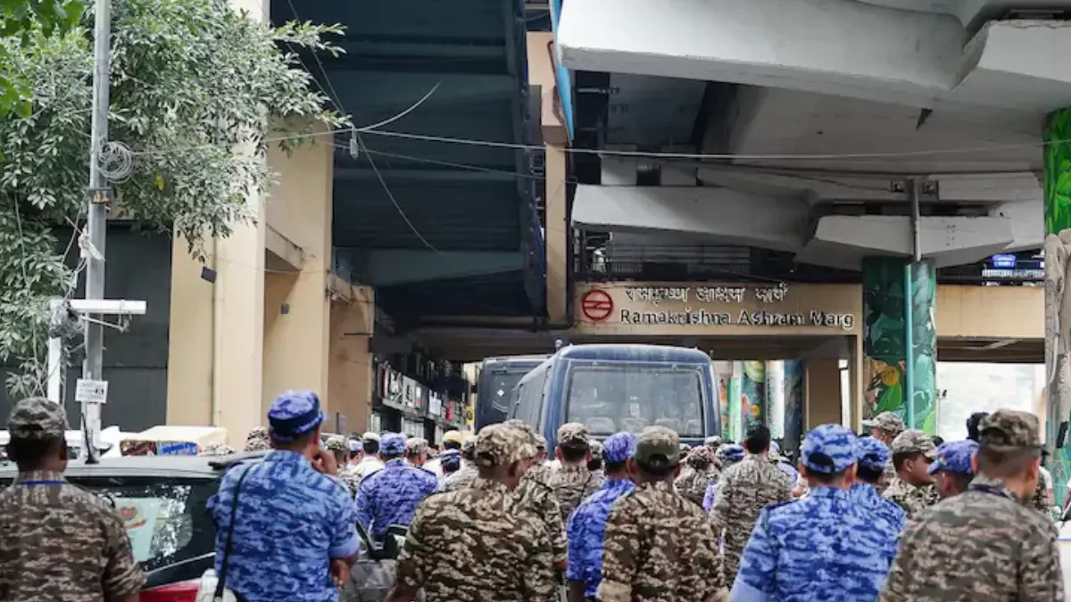 Delhi Restricts Metro & Traffic Ahead of Election Chief Protest