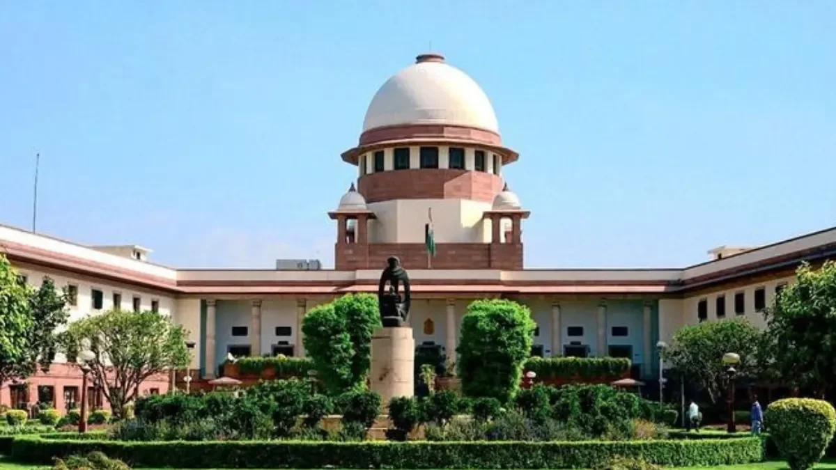 Supreme Court Issues Notices to Centre and ECI on Plea Challenging CEC-Led Poll Panel Decisions
